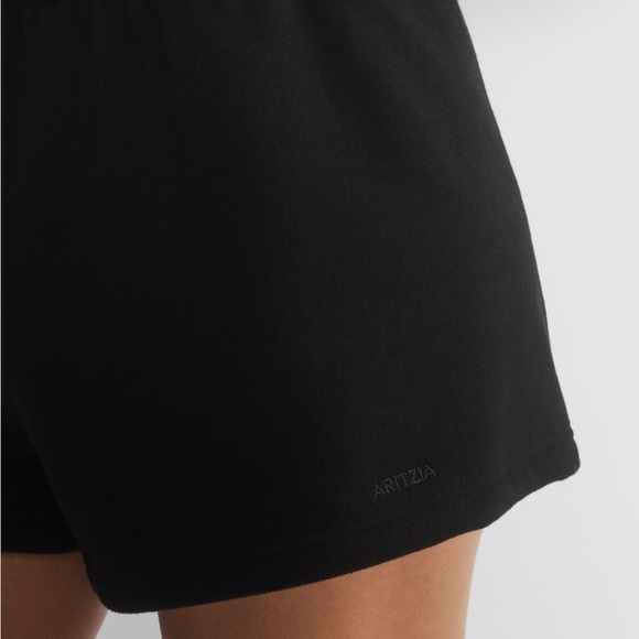 Cozy Fleece Perfect Hi-Rise Mini Sweatshort - Small - Picture 3 of 3